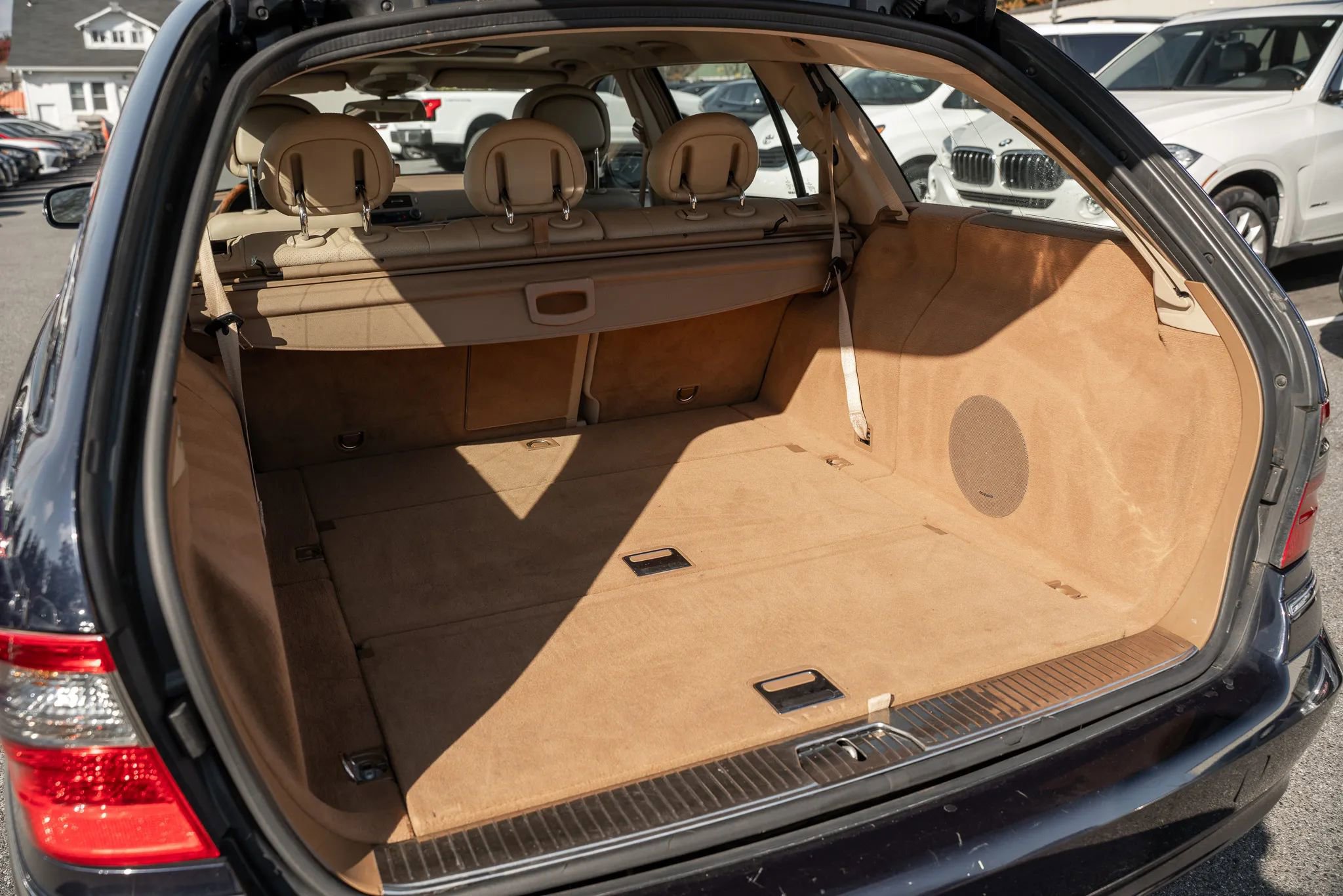 Used 2009 Mercedes-Benz E 350 4MATIC Wagon image 11