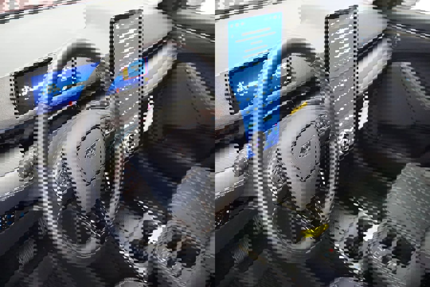 Used 2025 Ford Mustang Mach-E Select w/ Interior Protection Package image 14