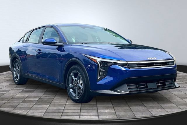 Used 2025 Kia K4 FWD image 3
