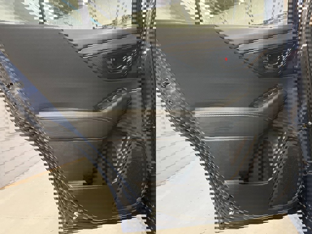 Certified 2025 Subaru Legacy image 27