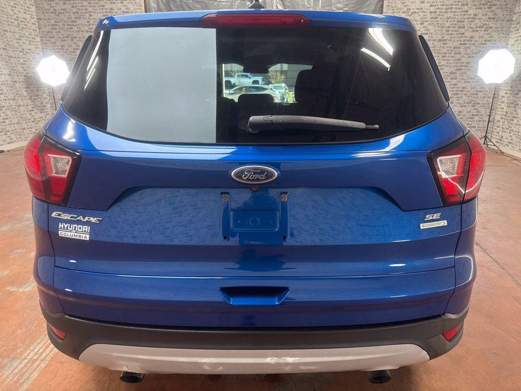 Used 2019 Ford Escape SE FWD image 6