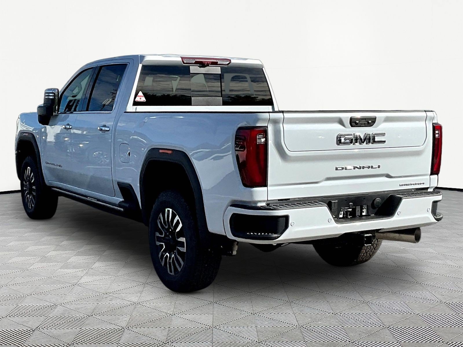 New 2026 GMC Sierra 2500 Denali Ultimate AWD/4WD image 4