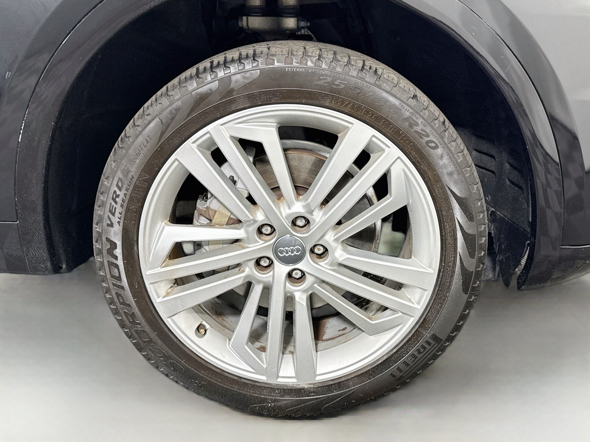 Used 2018 Audi Q5 2.0T Premium Plus w/ Premium Plus Package AWD/4WD image 32