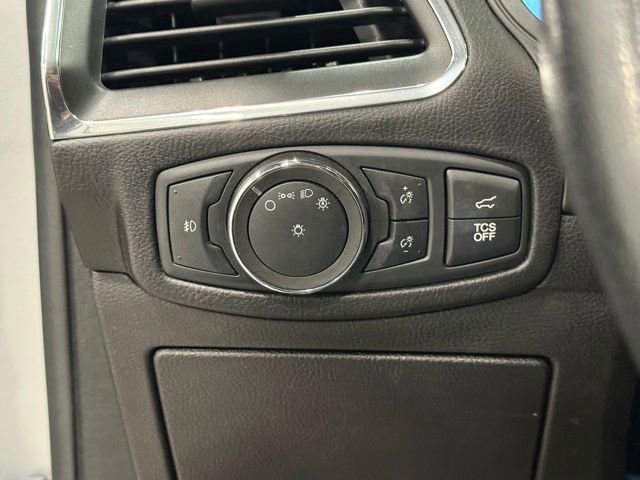 Certified 2022 Ford Edge Titanium AWD/4WD image 15