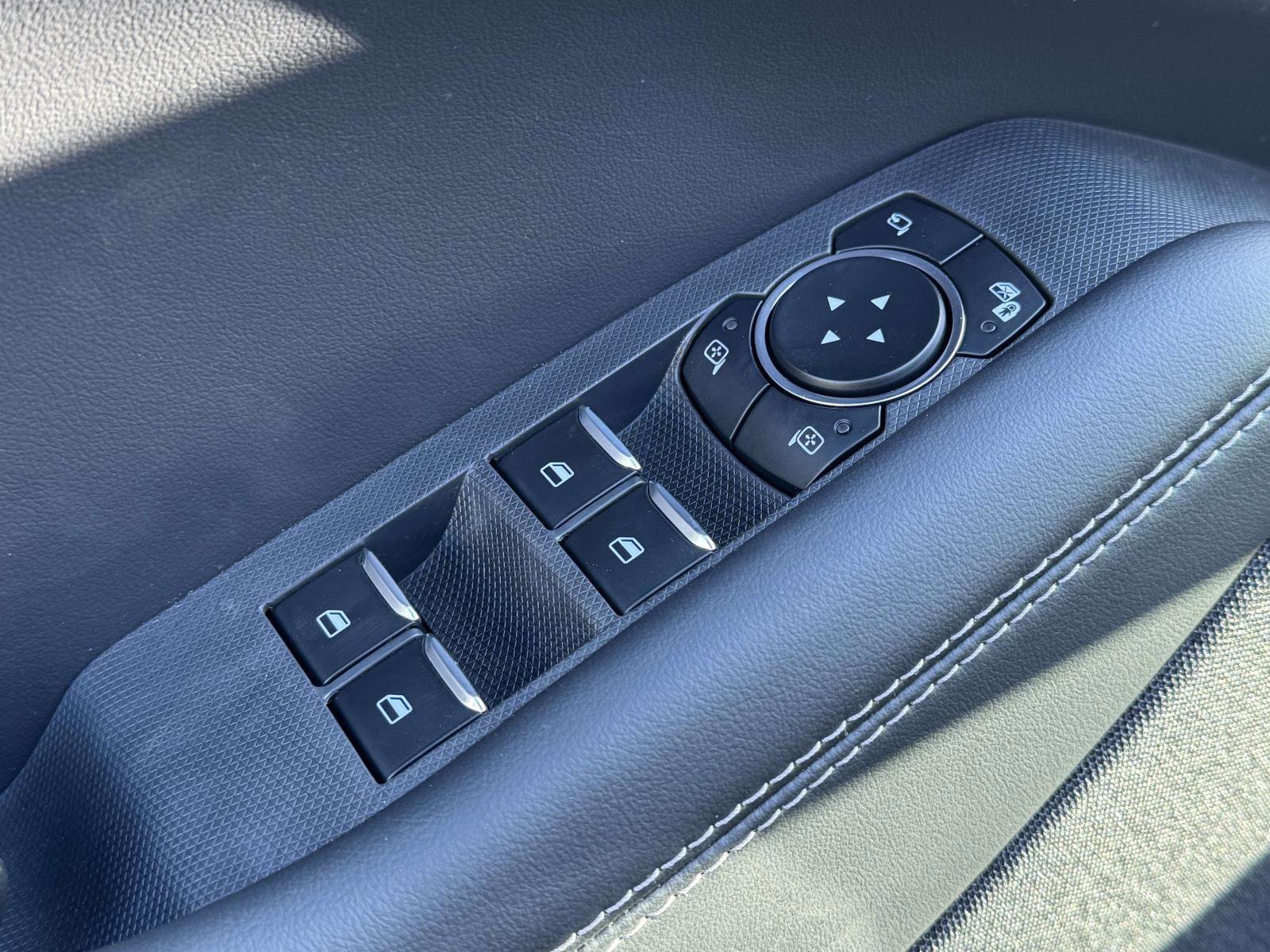 New 2025 Ford Mustang Mach-E Premium image 16