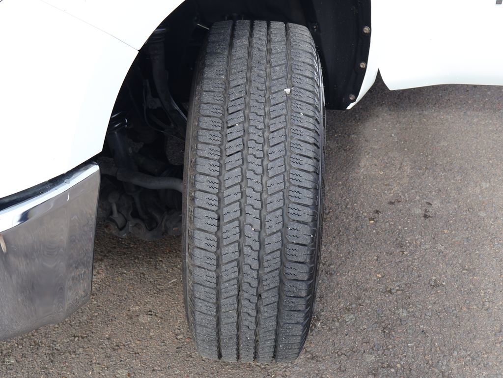 Used 2015 Toyota Tundra Limited w/ Limited Premium Package image 39