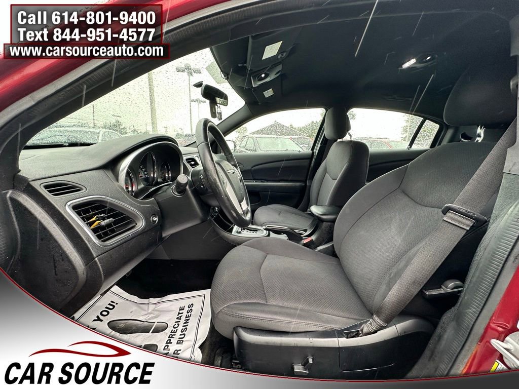Used 2013 Chrysler 200 Touring w/ S Exterior Appearance Pkg FWD image 9