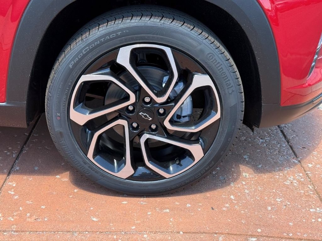 New 2026 Chevrolet Trax RS w/ Driver Confidence Package FWD image 7
