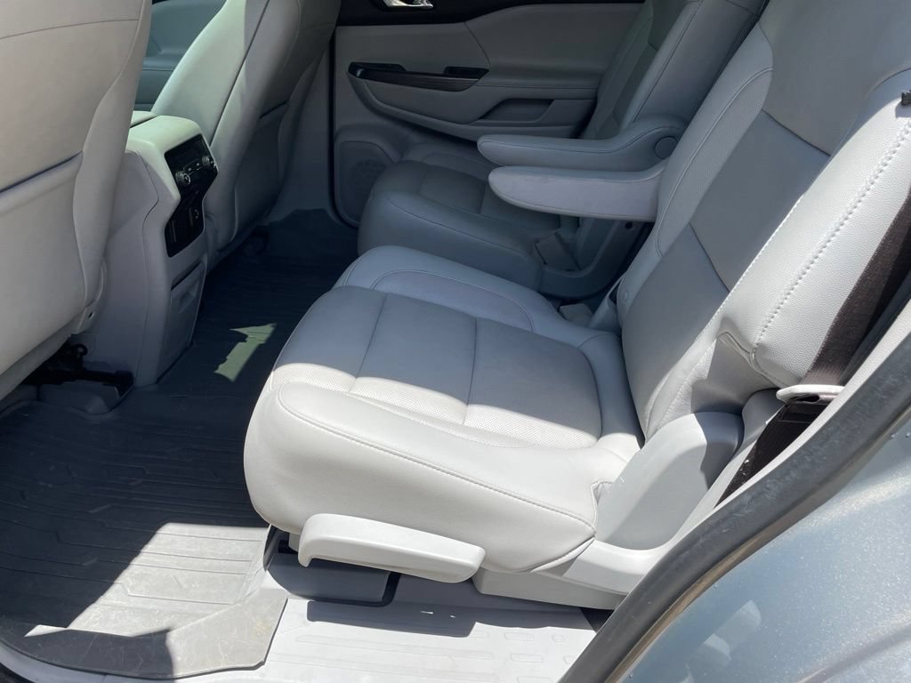 Used 2019 GMC Acadia SLT FWD image 20