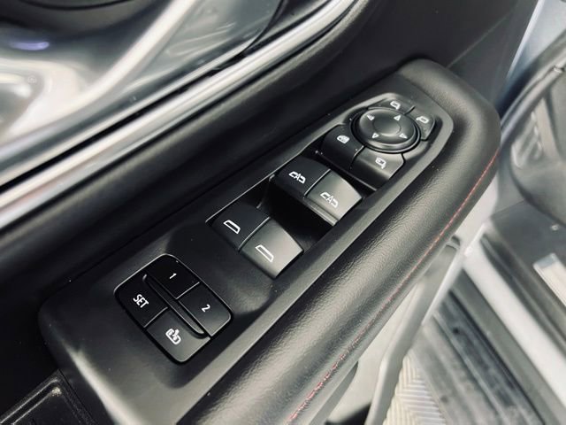 Used 2024 Chevrolet Suburban RST w/ Luxury Package image 19
