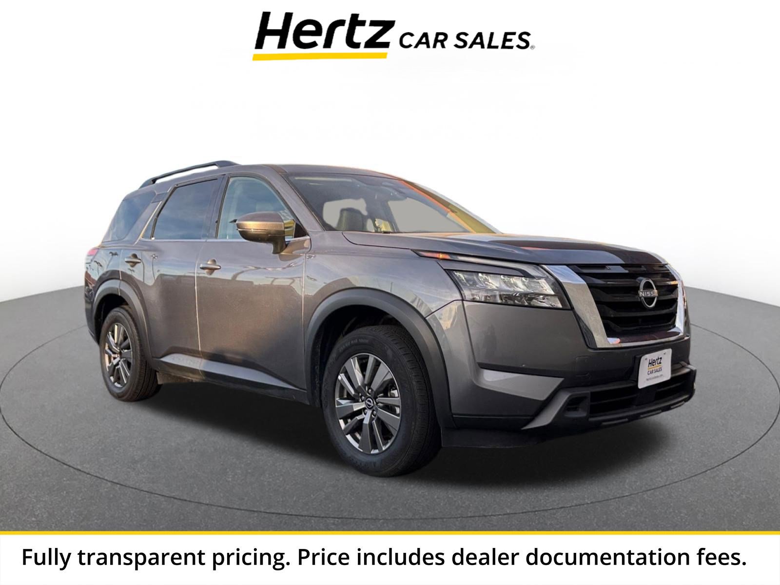 Used 2025 Nissan Pathfinder SV FWD image 1