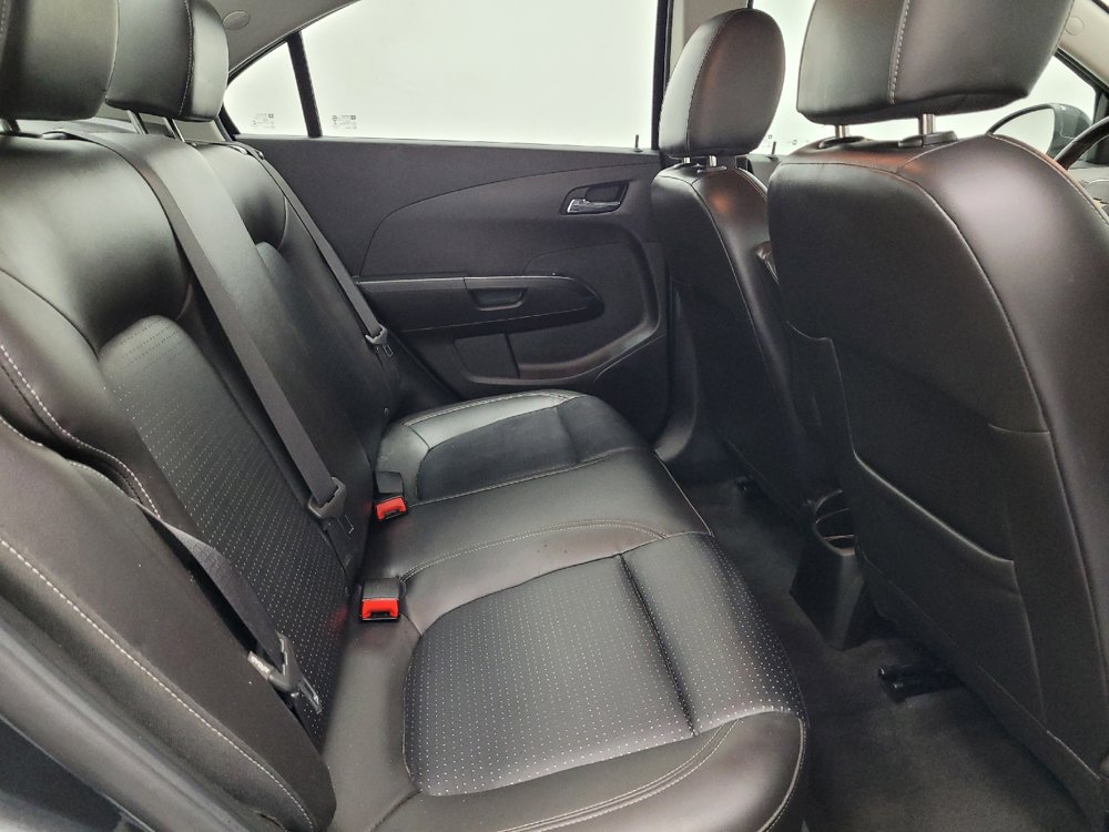 Used 2018 Chevrolet Sonic Premier FWD image 19