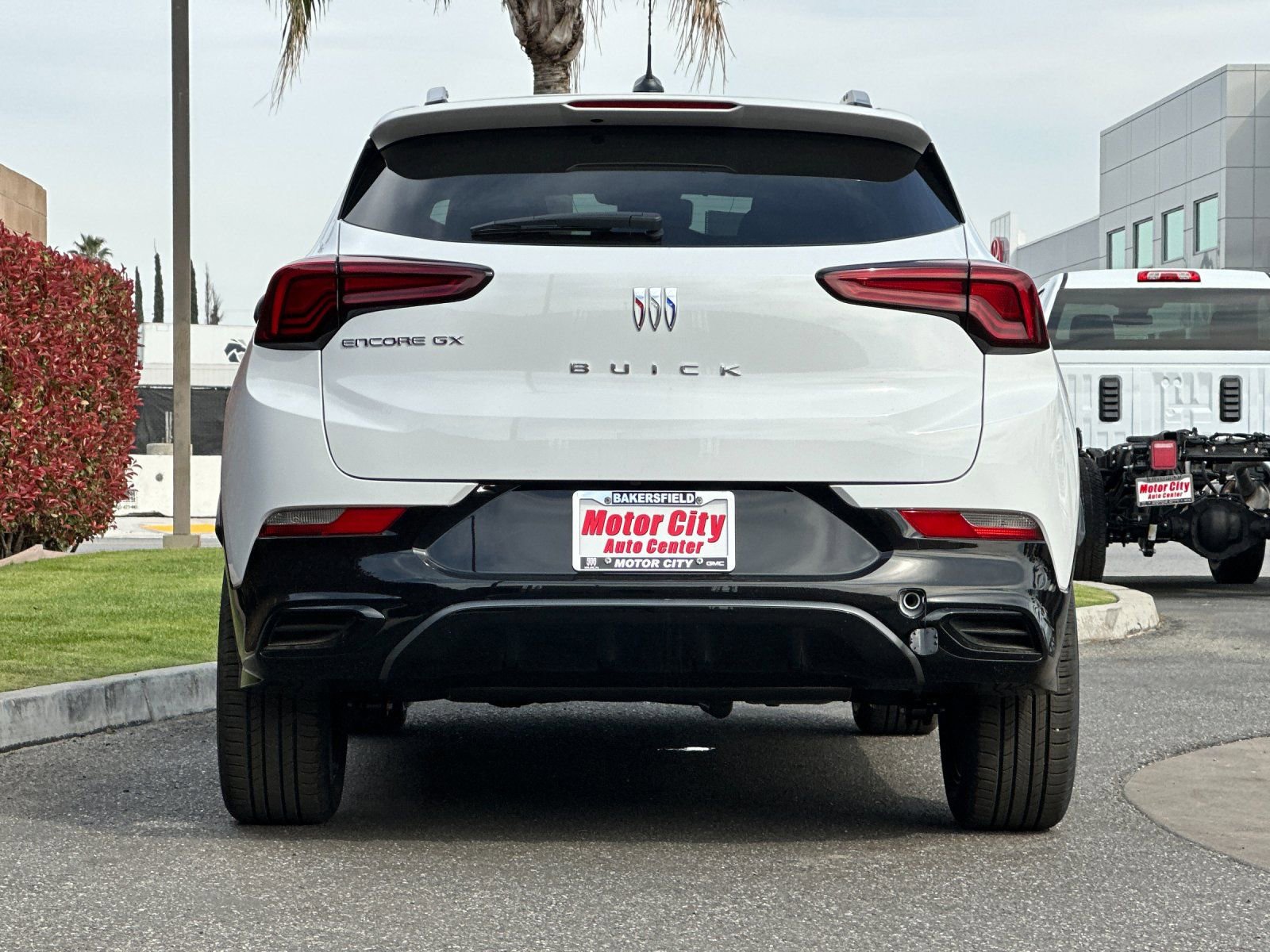 New 2026 Buick Encore GX Sport Touring image 5