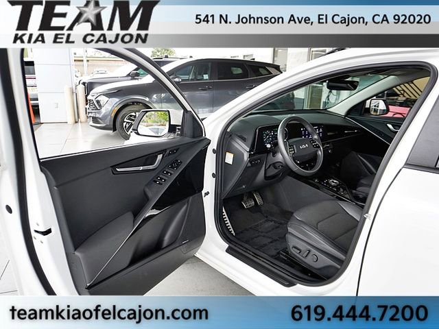Certified 2023 Kia Niro Wave FWD image 39