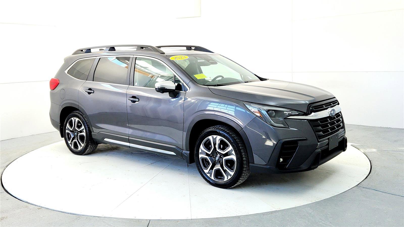 Used 2023 Subaru Ascent Limited w/ Technology Package image 7