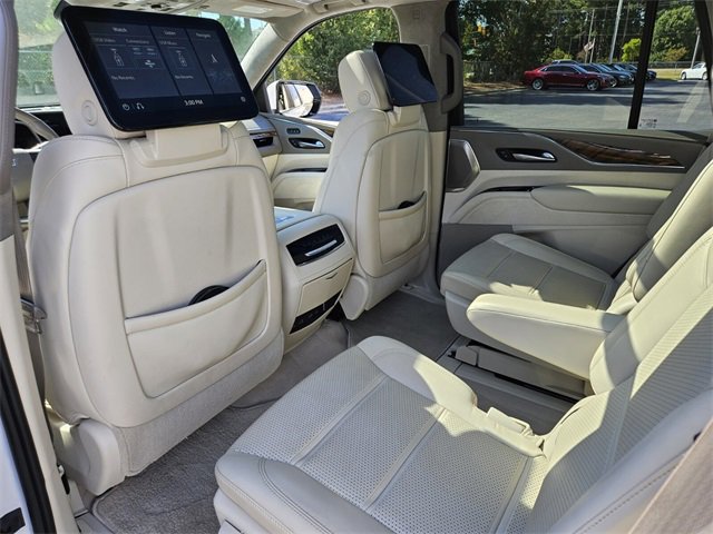 Used 2021 Cadillac Escalade Premium Luxury Platinum image 14