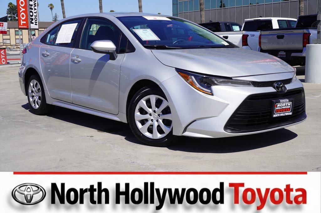 Certified 2024 Toyota Corolla LE FWD image 1