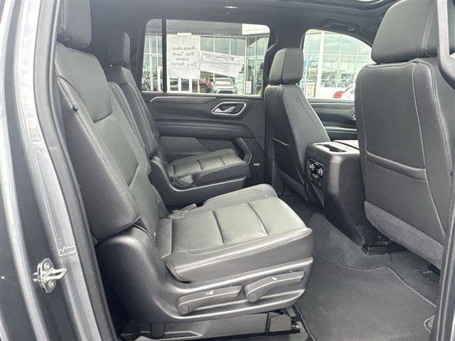 Certified 2021 Chevrolet Suburban LT w/ LT Signature Package AWD/4WD image 27