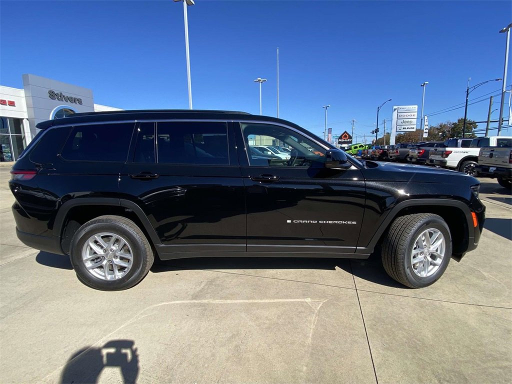 New 2025 Jeep Grand Cherokee L Laredo w/ Luxury Tech Group I image 7