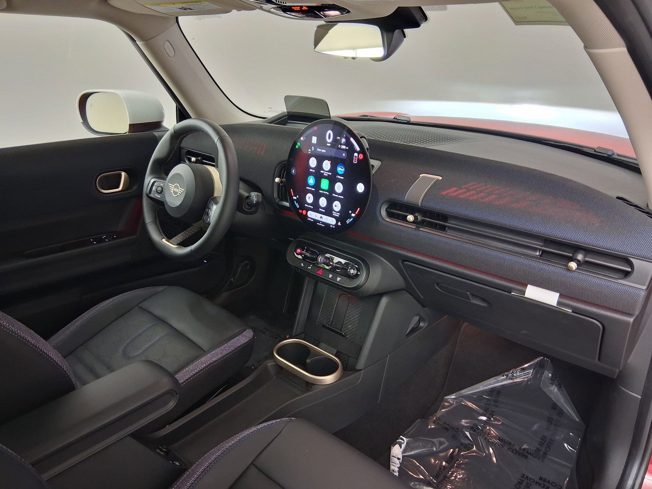 Used 2025 MINI Cooper 2-Door Hardtop image 27