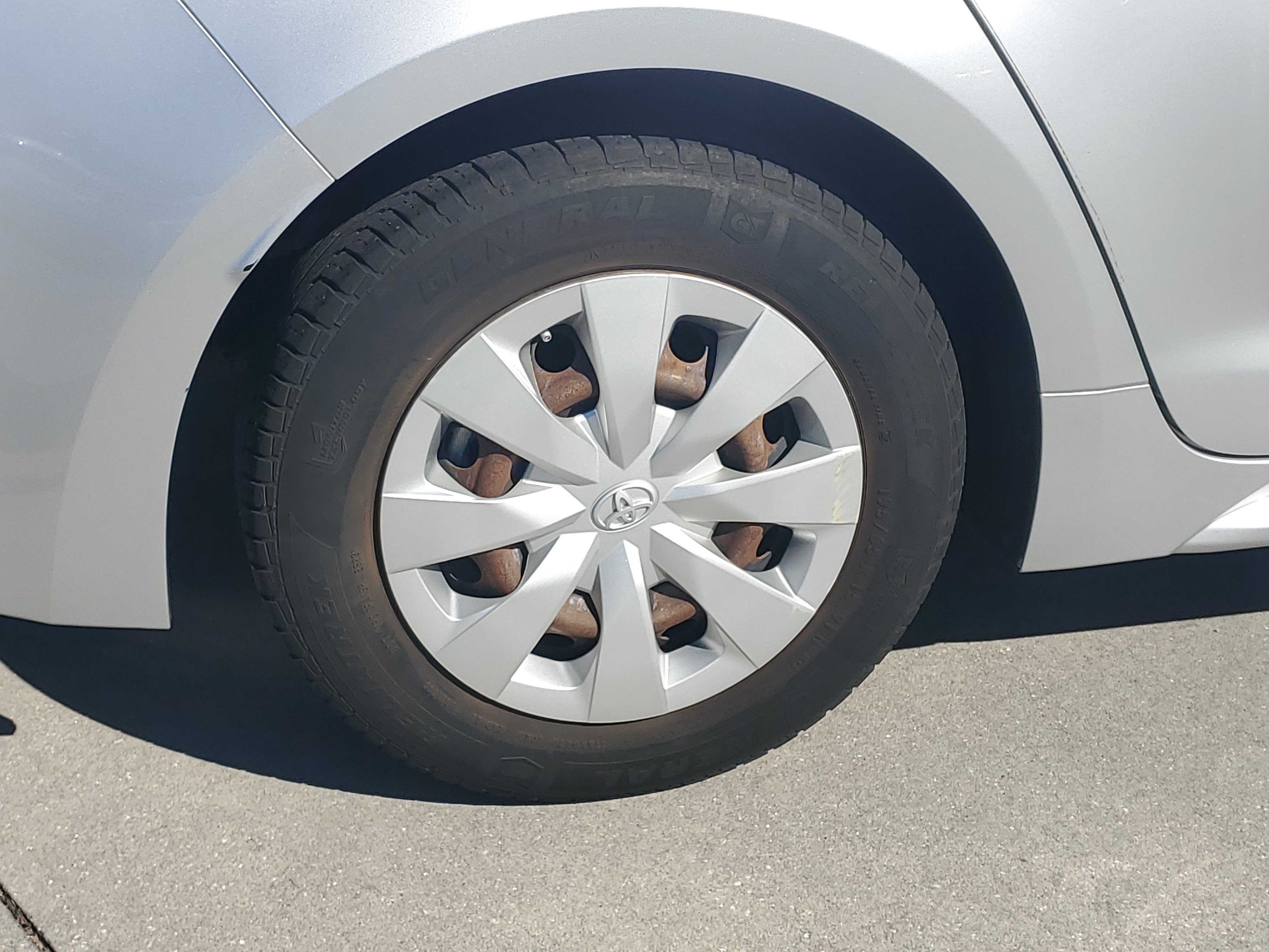 Used 2020 Toyota Corolla L FWD image 8