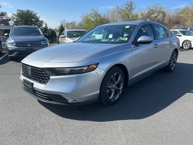 Used 2023 Honda Accord EX image 2