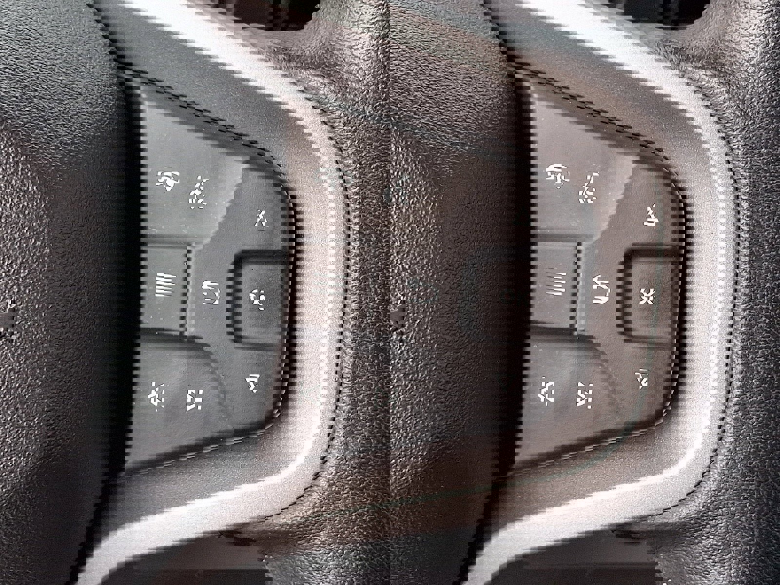 Used 2023 Ford Bronco Badlands image 23