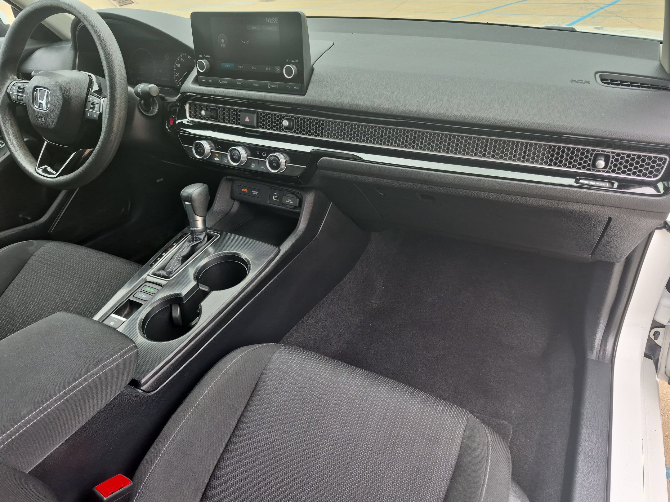 Used 2022 Honda Civic LX image 29