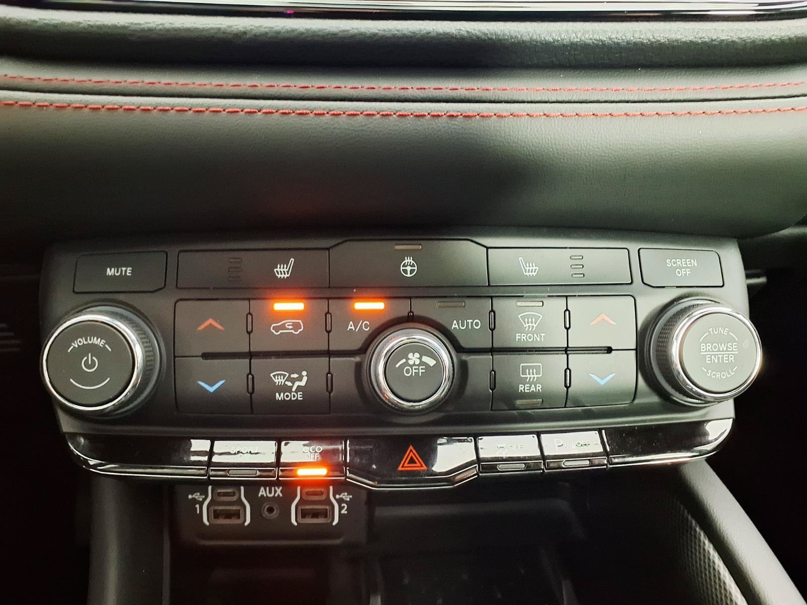 Used 2025 Dodge Durango R/T w/ Blacktop Package AWD/4WD image 20