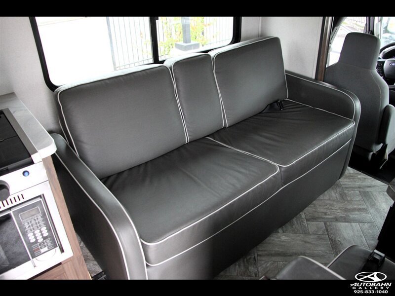 Used 2022 Ford E-450 and Econoline 450 Super Duty w/ Motorhome Prep Package RWD image 24