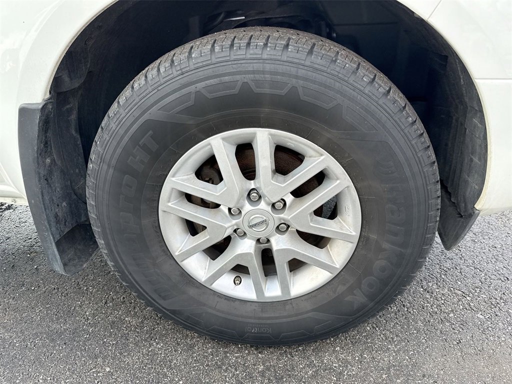 Used 2017 Nissan Frontier SV w/ SV Value Truck Package image 6