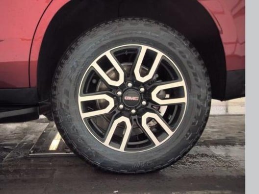 Used 2021 GMC Yukon AT4 w/ Rear Media and Nav Package image 11