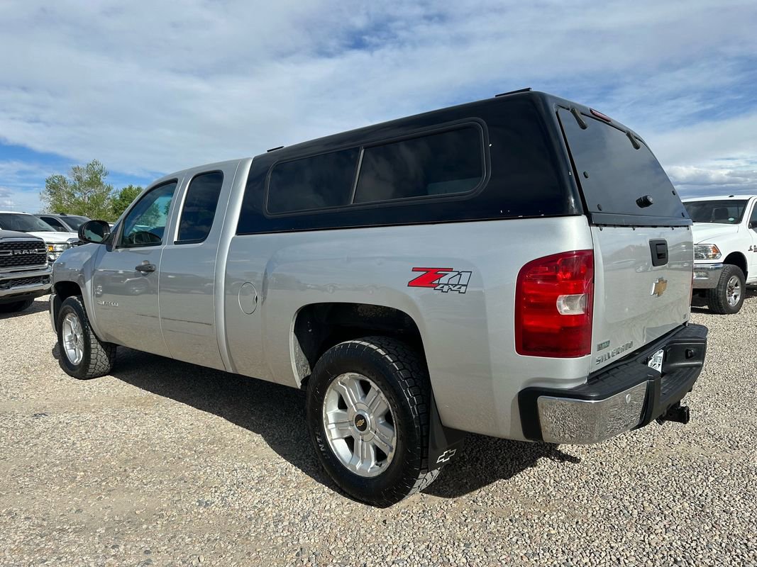 Used 2010 Chevrolet Silverado 1500 LT w/ Power Pack Plus AWD/4WD image 7