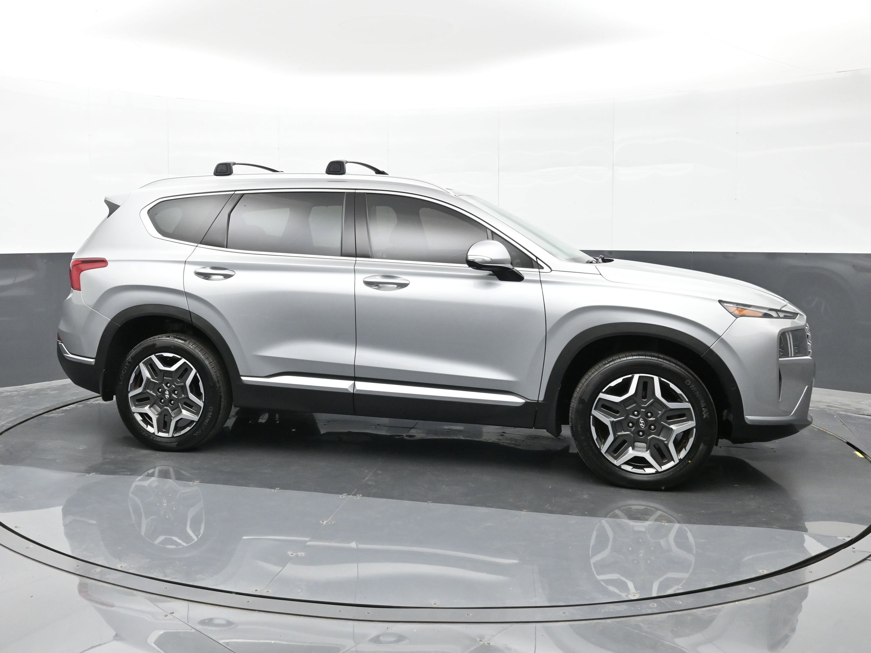 Used 2022 Hyundai Santa Fe Limited image 7