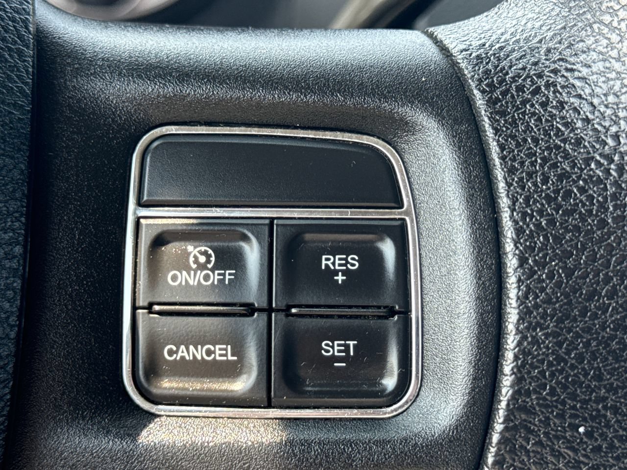 Used 2017 RAM 1500 ST w/ SXT Appearance Group AWD/4WD image 27