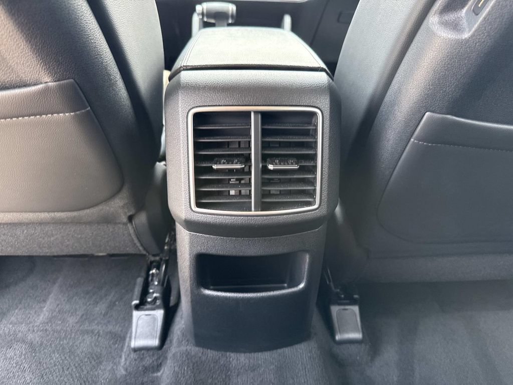 Used 2025 Kia Sportage EX FWD image 19
