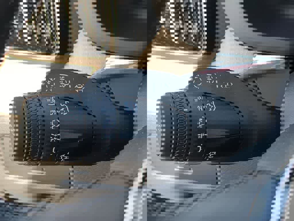 New 2026 Volvo XC60 B5 Core w/ Protection Package Premier image 25