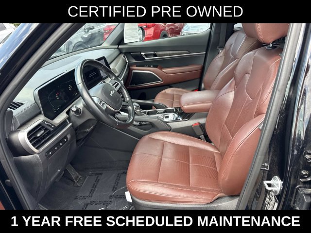 Used 2024 Kia Telluride EX w/ EX Captain's Chair Package FWD image 14