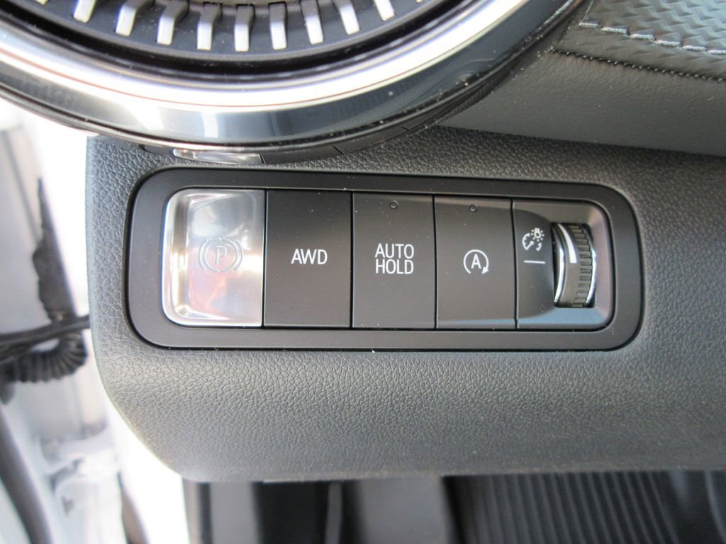New 2026 Chevrolet Equinox LT w/ LPO, Floor Liner Package AWD/4WD image 22