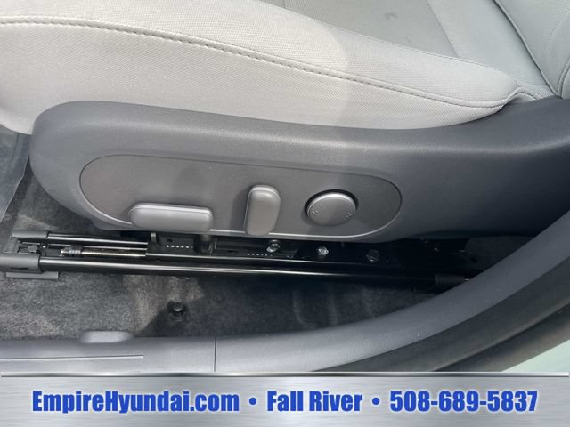 Used 2025 Hyundai Kona SEL FWD image 18