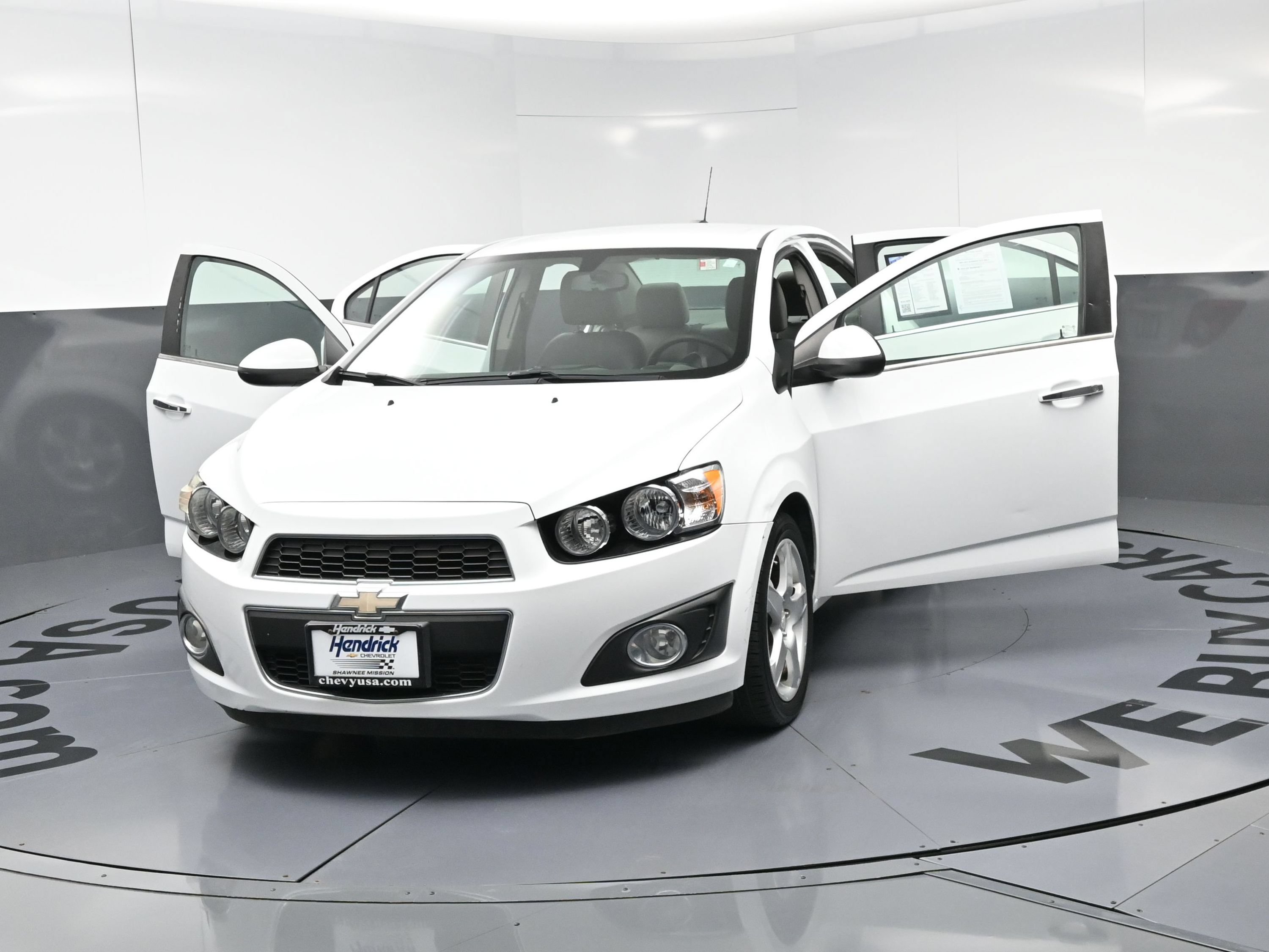 Used 2015 Chevrolet Sonic LTZ FWD image 23