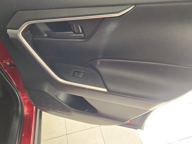 Used 2019 Toyota RAV4 LE w/ All Weather Liner Package image 8