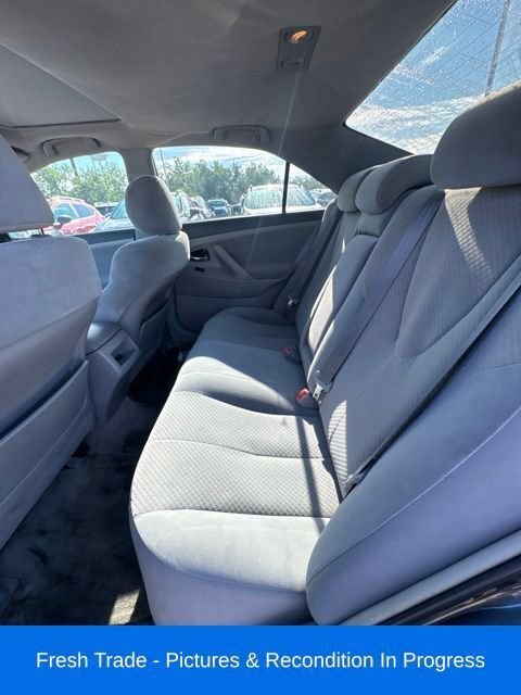 Used 2009 Toyota Camry LE FWD image 18