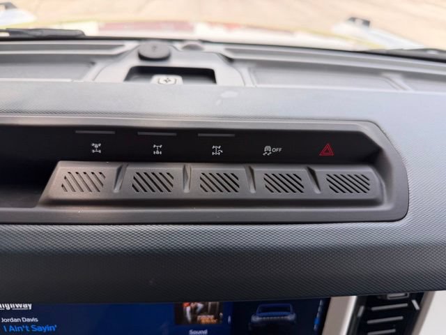 Certified 2026 Ford Bronco Heritage Edition AWD/4WD image 26