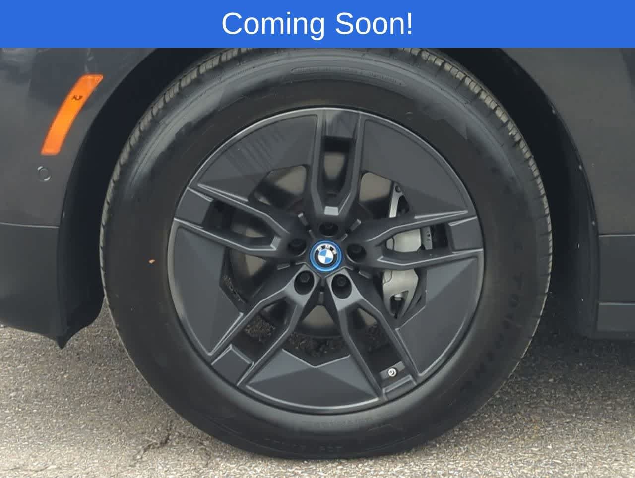 Used 2023 BMW iX xDrive50 w/ Convenience Package AWD/4WD image 13