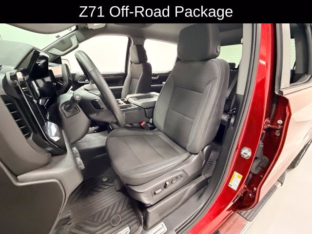 Certified 2025 Chevrolet Silverado 1500 RST AWD/4WD image 8