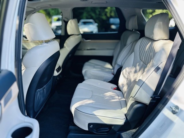 Used 2024 Hyundai Palisade Limited image 22
