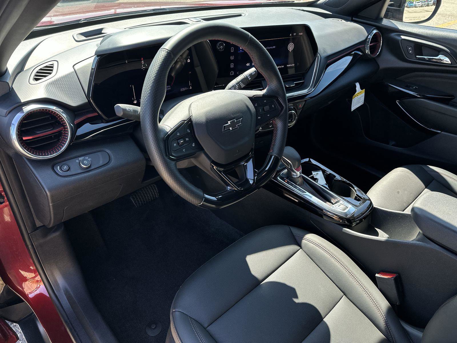 Used 2024 Chevrolet Trax RS w/ Driver Confidence Package image 12