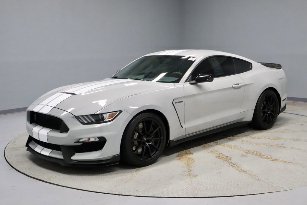 Used 2017 Ford Mustang Shelby GT350 image 14