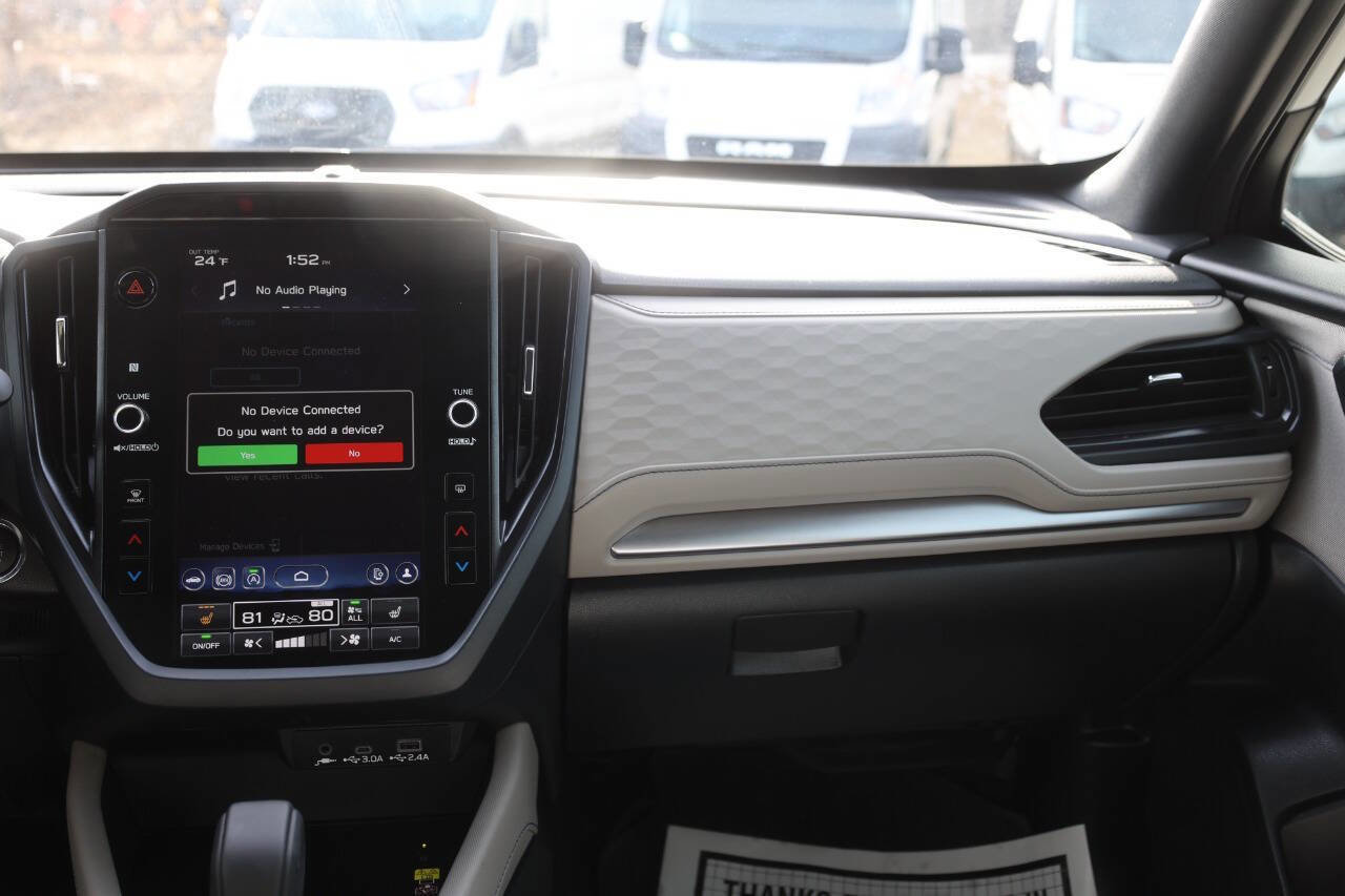 Used 2025 Subaru Forester Premium image 22